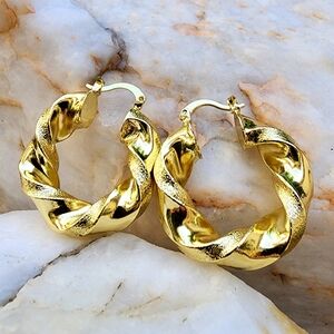 Rhodium 18K Yellow Gold Plated Lightweight Earrings Chun Textured Twisted